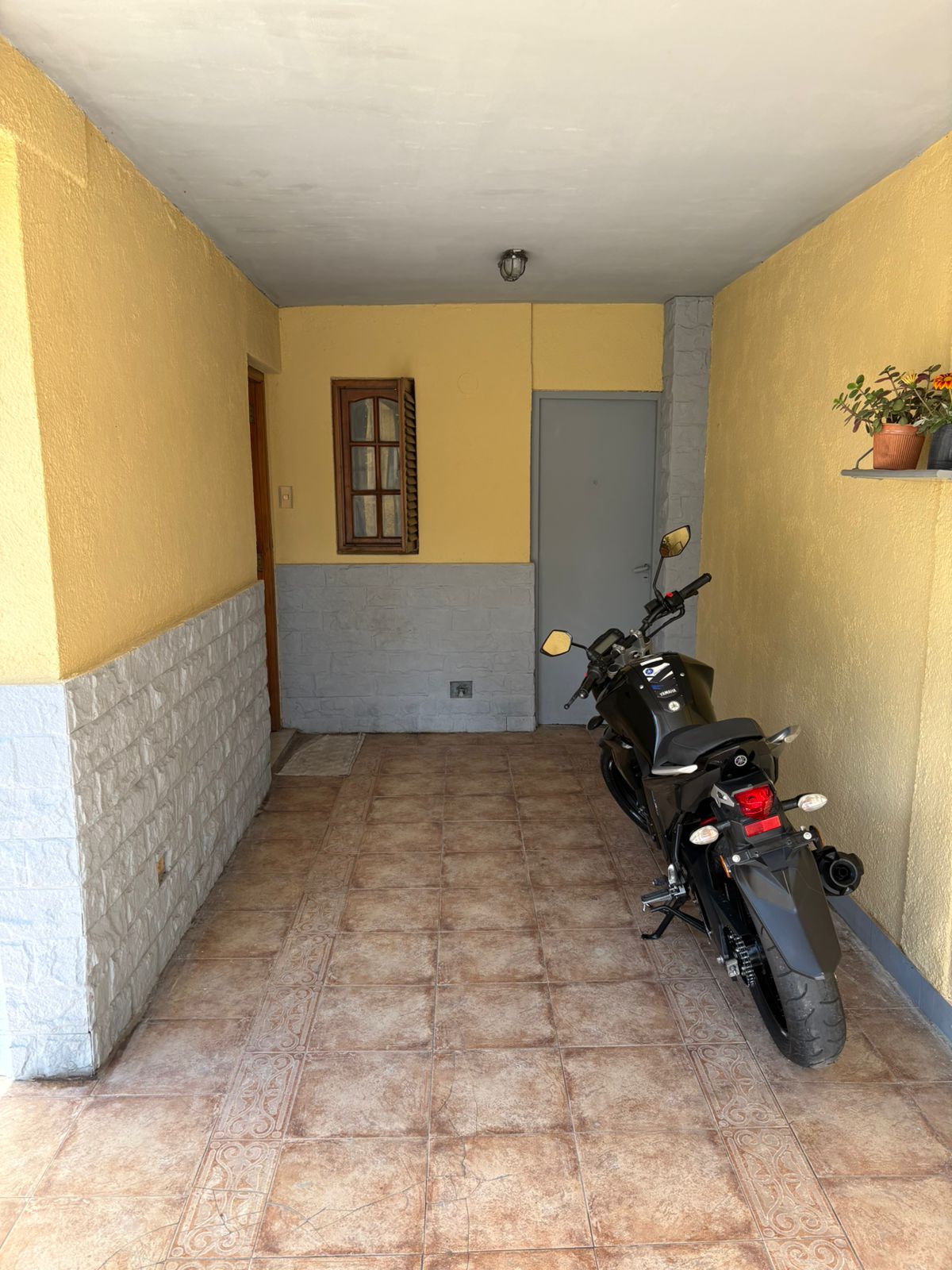 Casa en 16 e/ 526 y 527